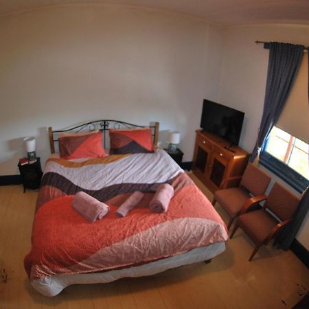 Historic Star Lodge And Station Masters House Narrandera Ruang foto