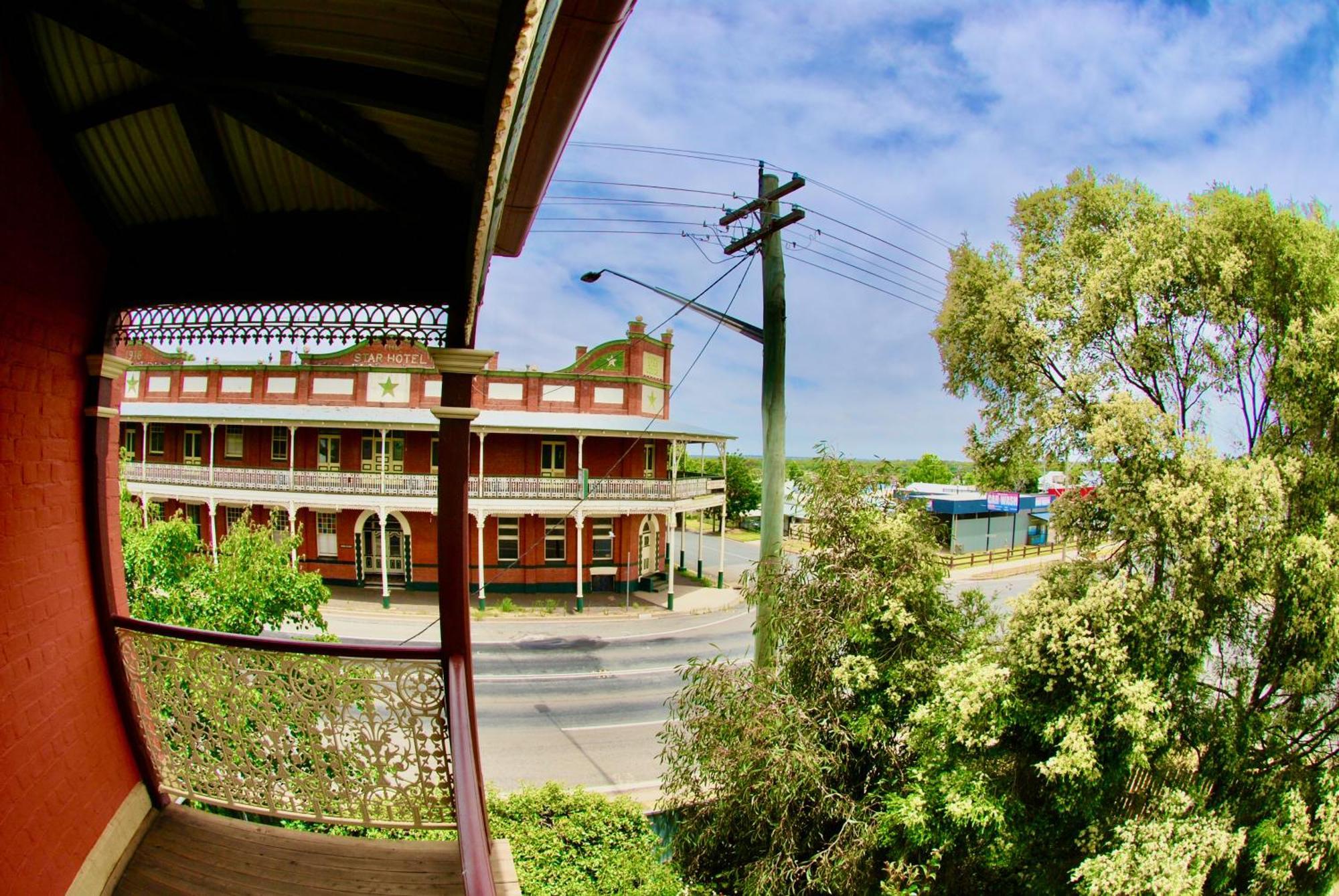 Historic Star Lodge And Station Masters House Narrandera Ruang foto